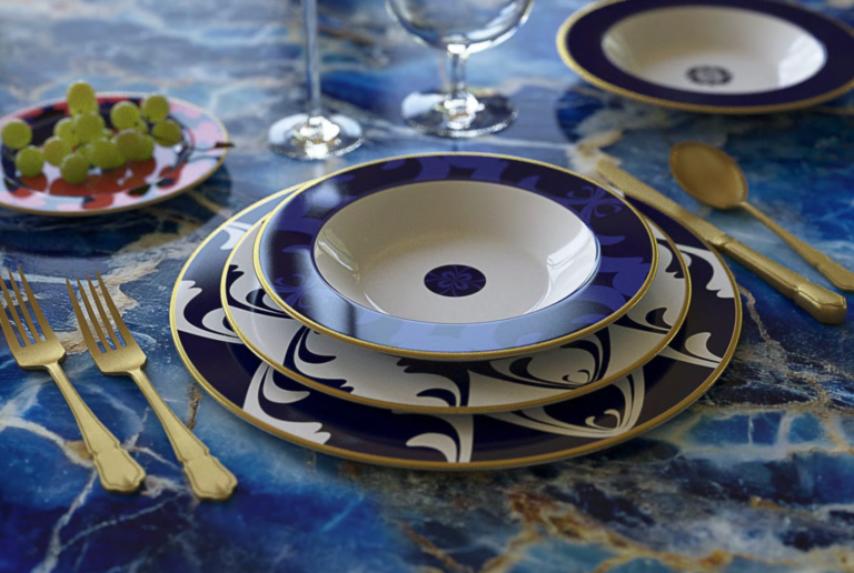 Collection Aladdin par Alessandro Luciani – service de table en porcelaine design italien sur plateau en pierre naturelle bleue