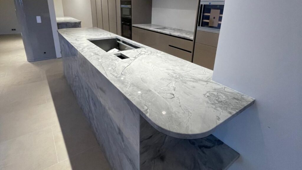 Sélection Cuisine Pierre Naturelle Granit - Quartzite (15)
